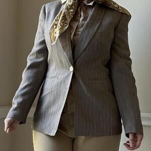 Vintage Le Suite light brown pinstripe blazer